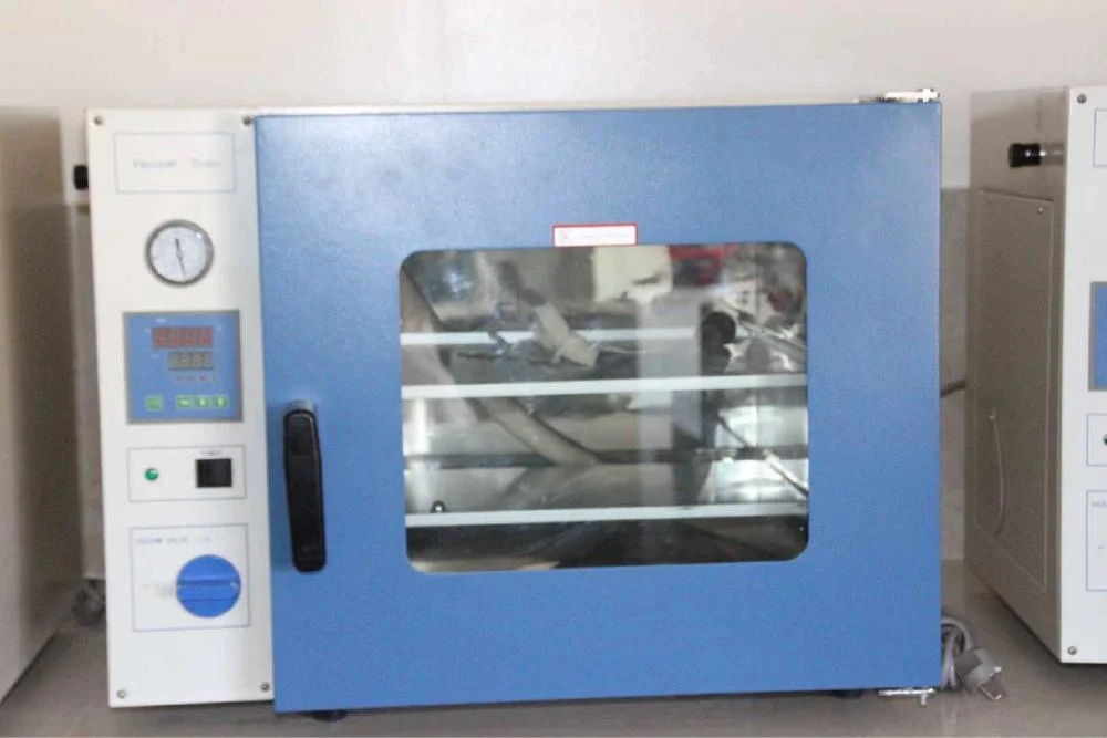Forno pequeno do vácuo para Li Ion Battery Laboratory Research Gn 6020