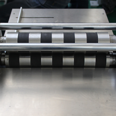 Máquina de corte semi auto do elétrodo da máquina 500mm do conjunto da bateria
